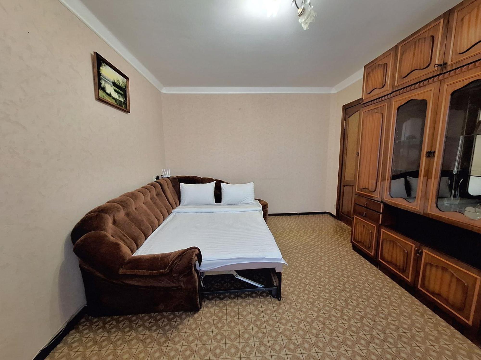 4 Ліжка З Балконом Документи Для Відряджень Мережа Alex Apartments Безконтатне Заселення 24-7 Poltava Bagian luar foto
